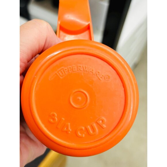 Vintage 1980s Retro Tupperware Measuring Cups Set of 6 Farmhouse Orange - Picture 3 of 10